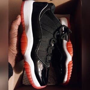 Jordan 11 Low Breds